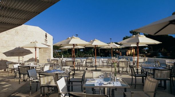 pestana-vila-sol-restaurants-and-lounges08